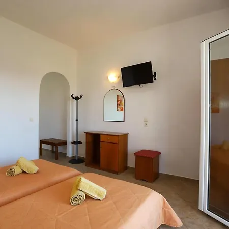 Aleka 4 Apartment